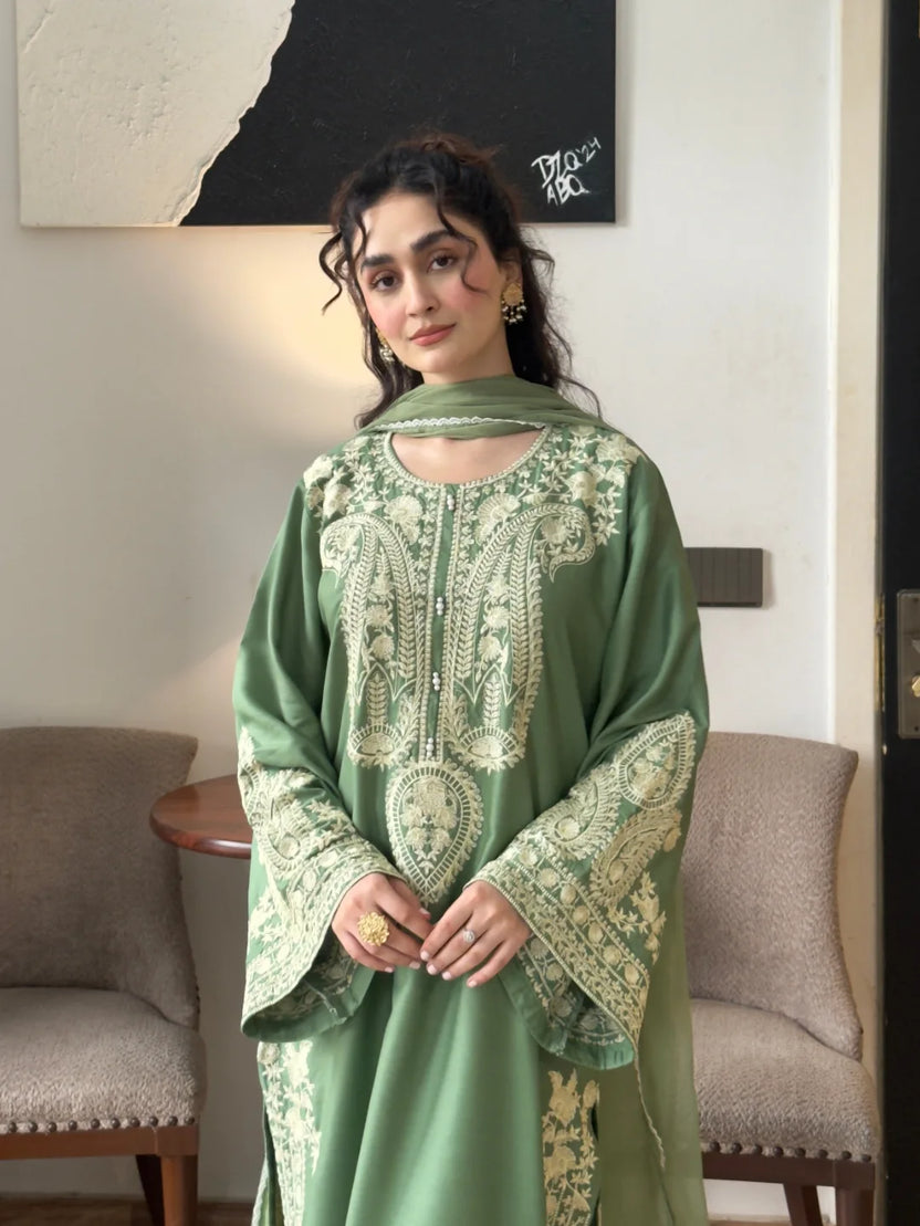 Sapphire embroidery 3pc jade green