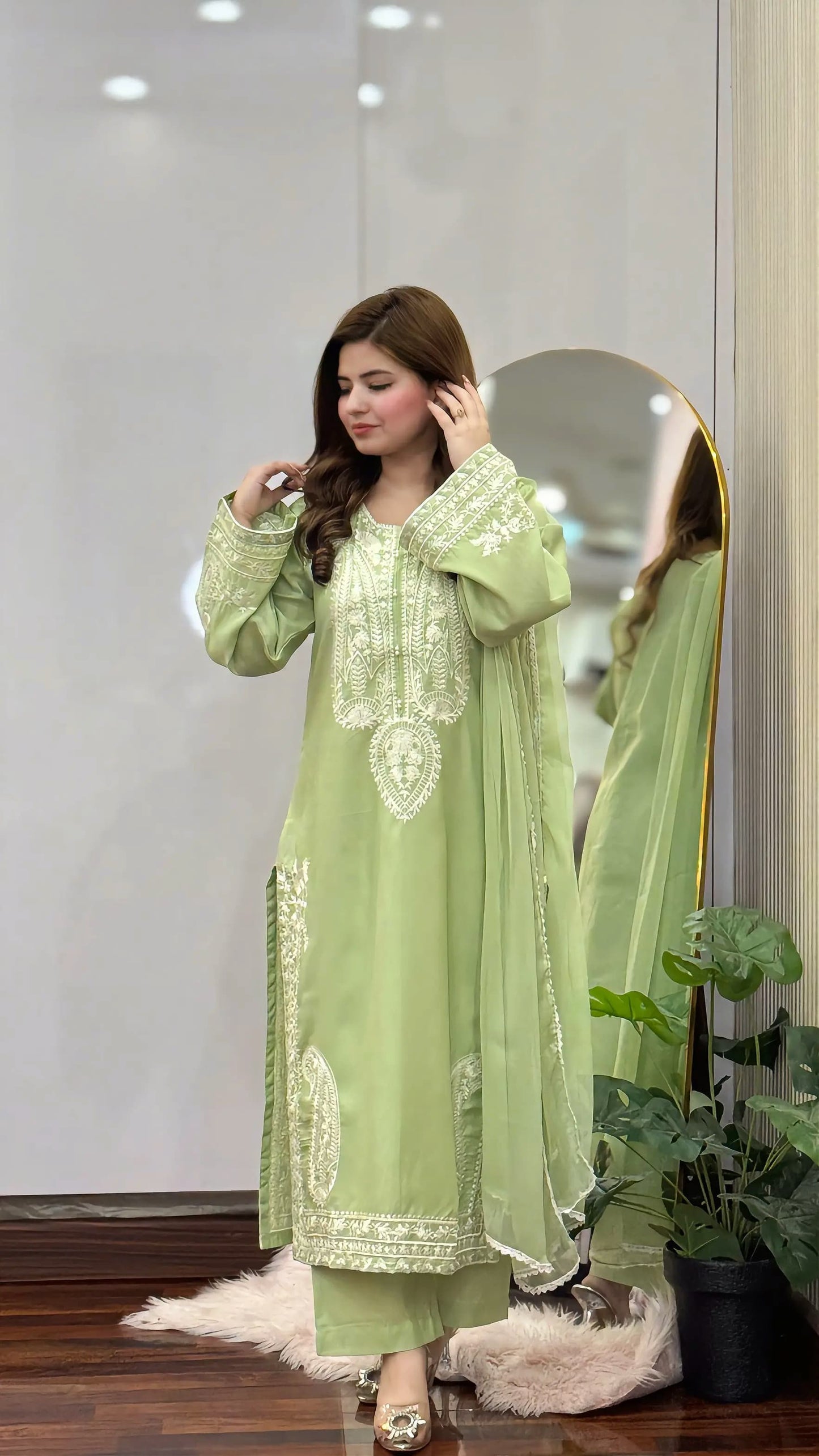 Sapphire embroidery 3pc