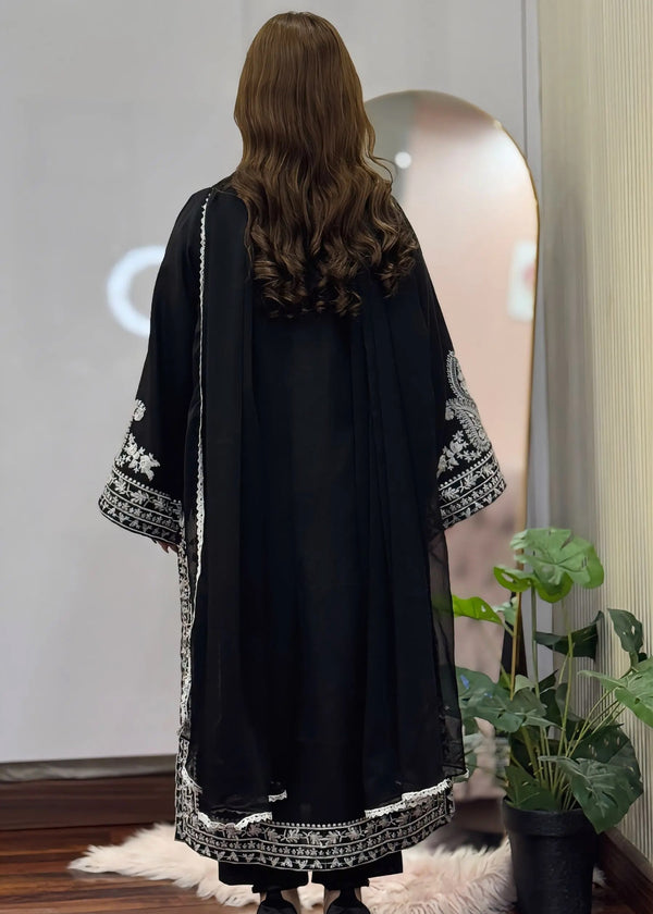 Sapphire embroidered 3pc black