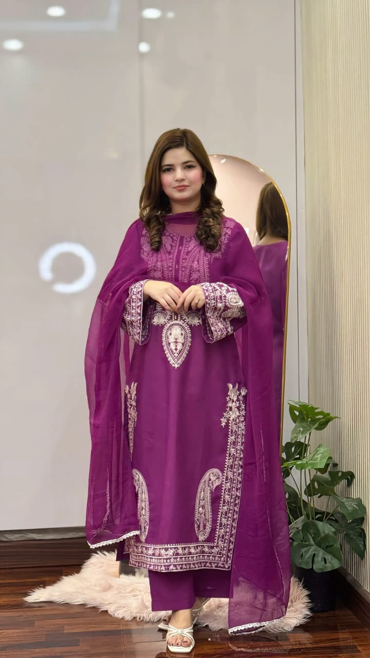 Sapphire embroidery 3pc (purple)