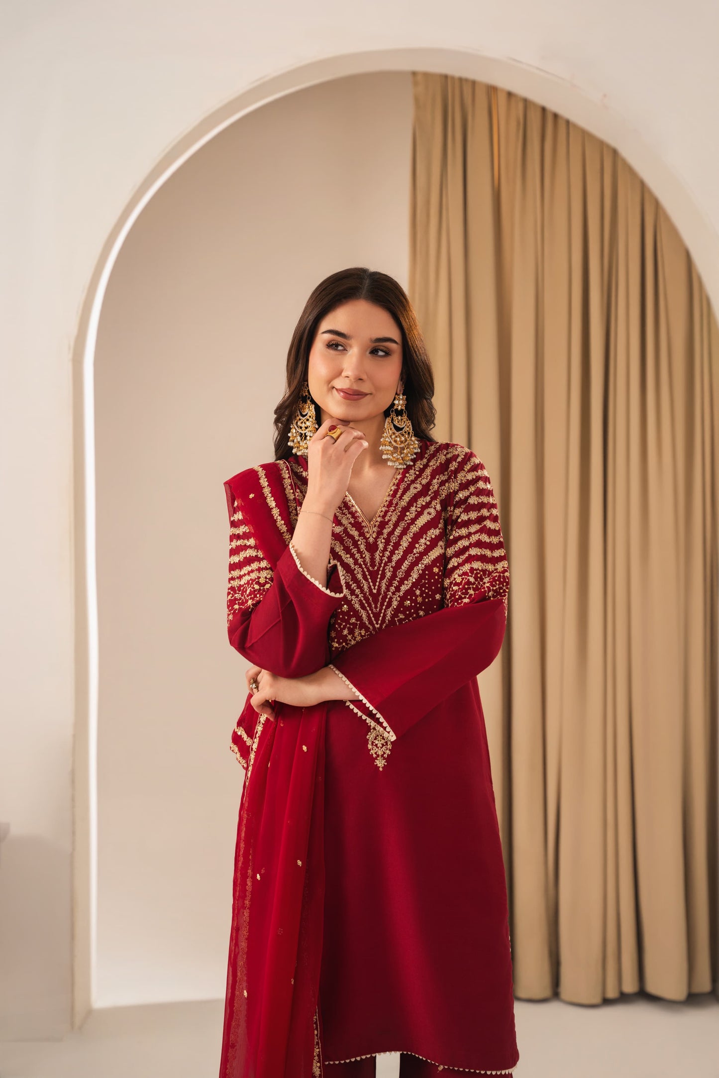 Peacock red