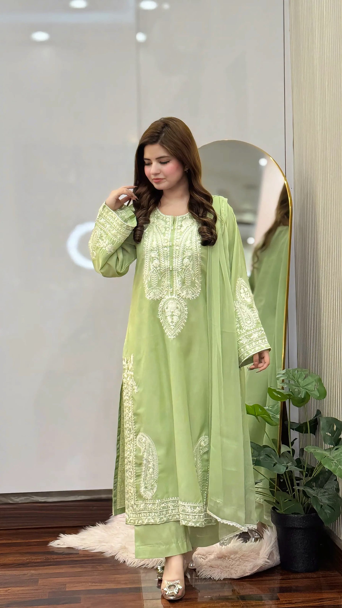Sapphire embroidery 3pc