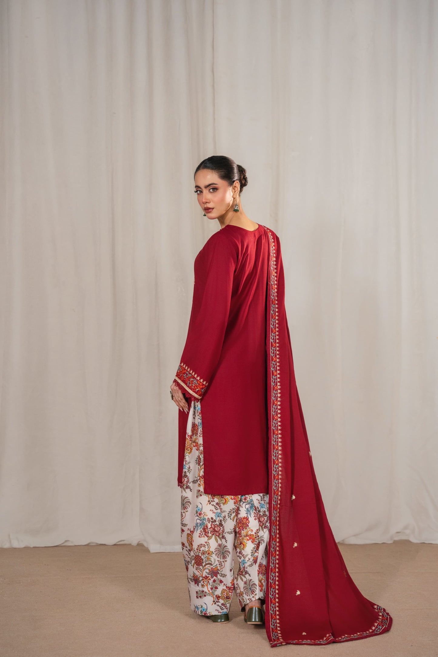Kesar embroidery 3pc
