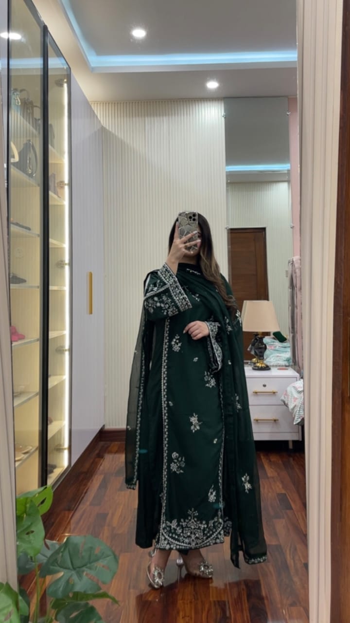 Grace embroidery 3pc