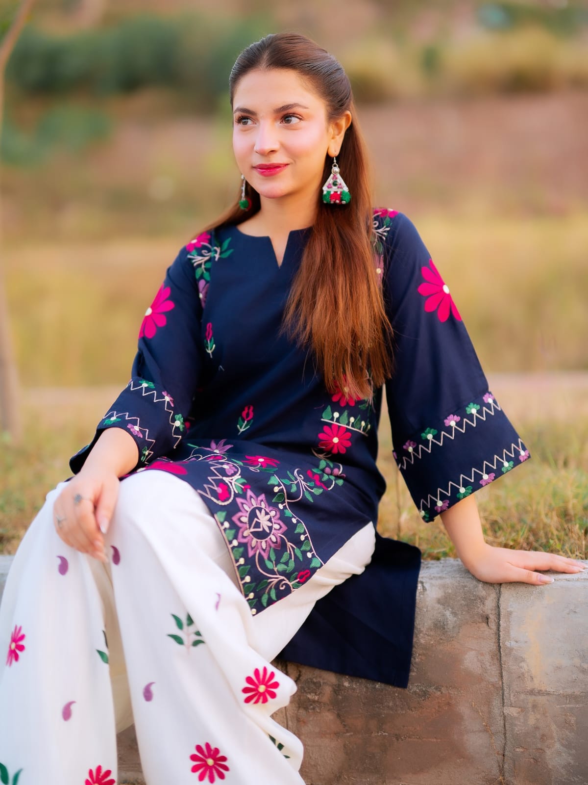 Dananeer embroidery 2pc