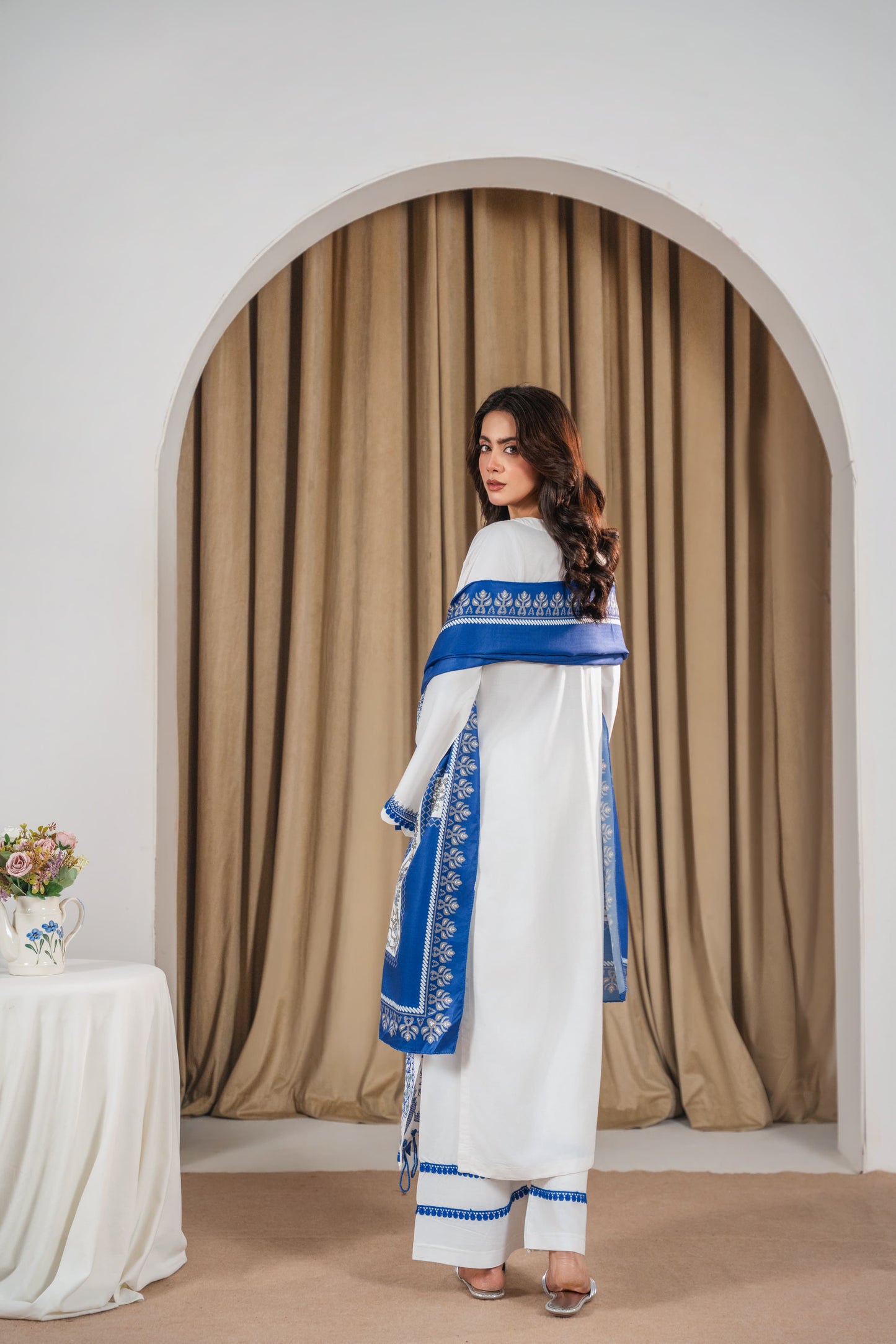 Fana embroidered 3pc