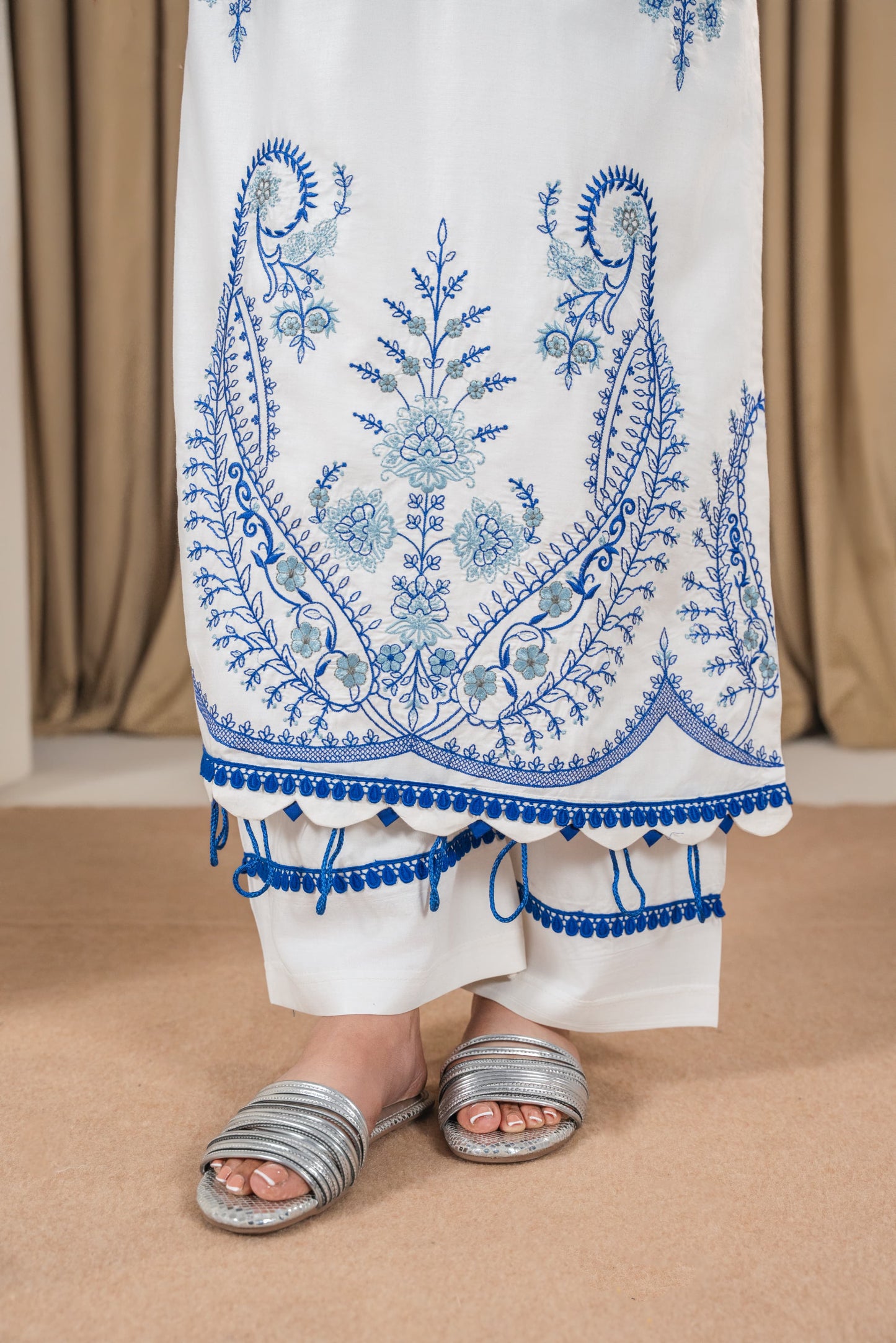 Fana embroidered 3pc