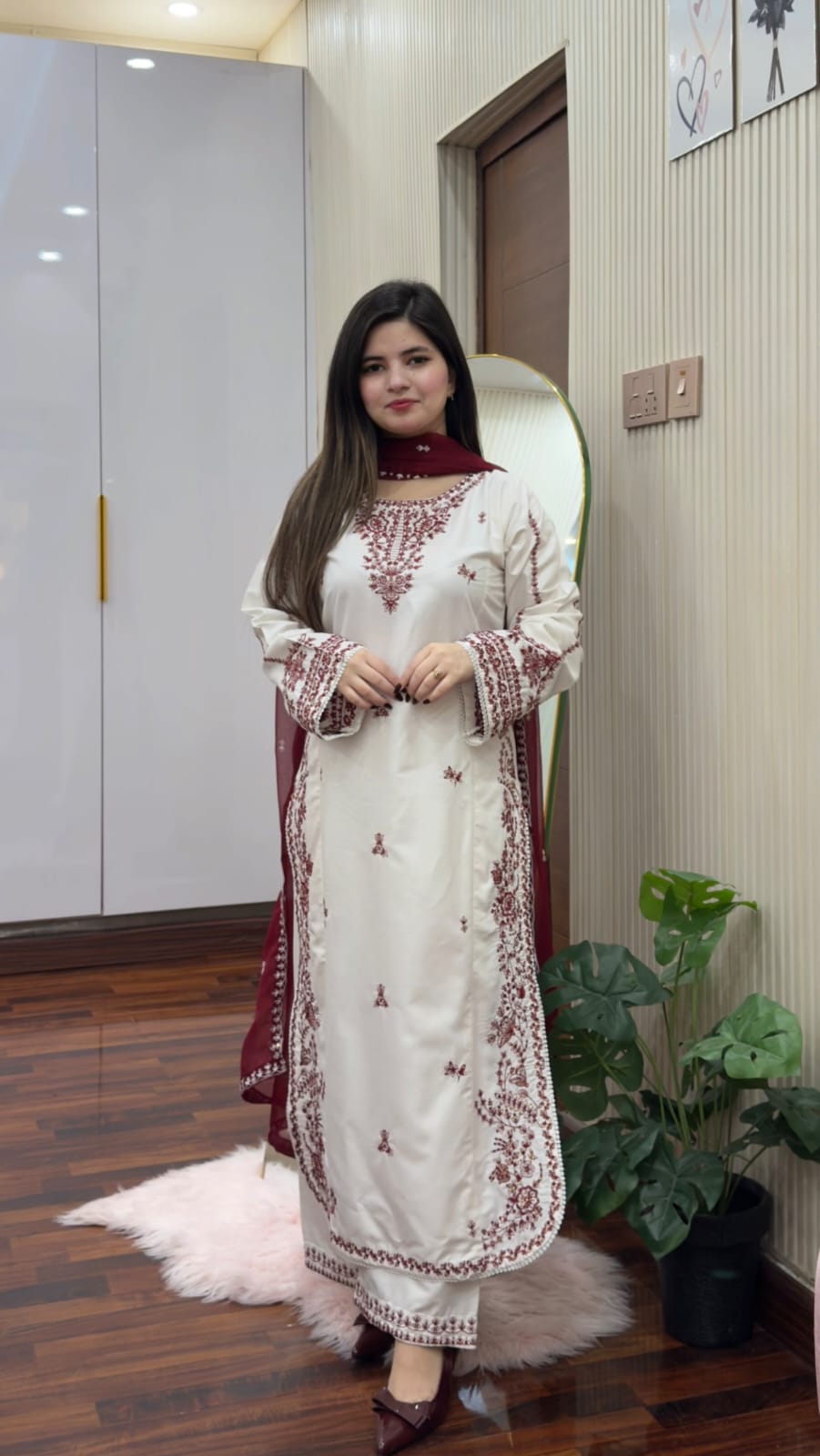 Snowdrop embroidery 3pc