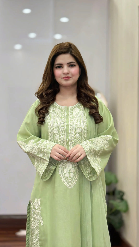 Sapphire embroidery 3pc